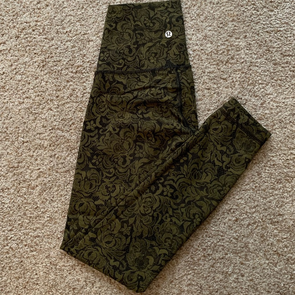 Lululemon Wunder Under High Rise. 25” inseam
